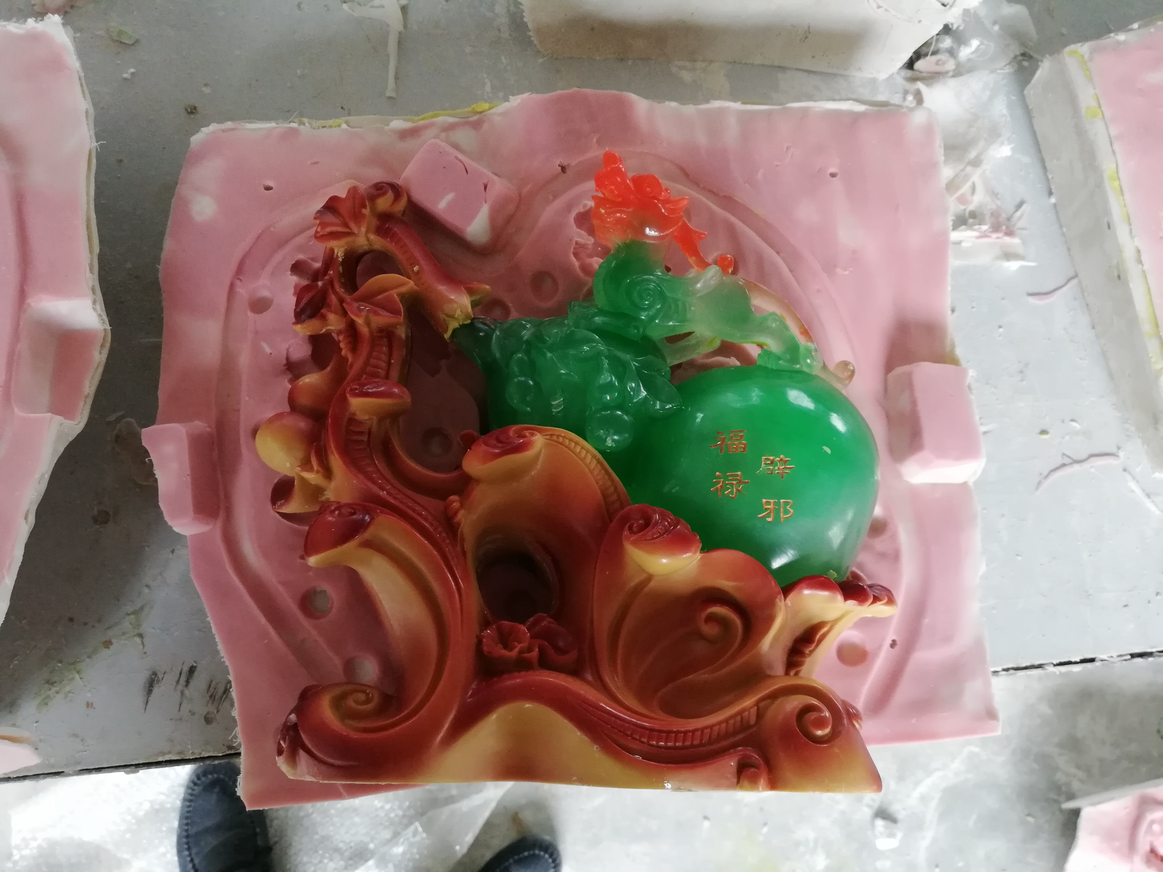 工業(yè)級(jí)模具硅膠不耐高溫怎么辦？